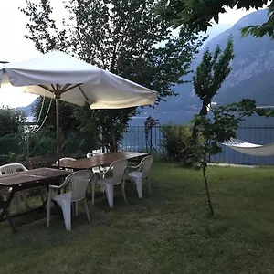 L For Lake - Luca's Mansarda Appartement Mandello del Lario