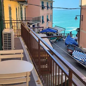  Apartment Casa La Marina Italy